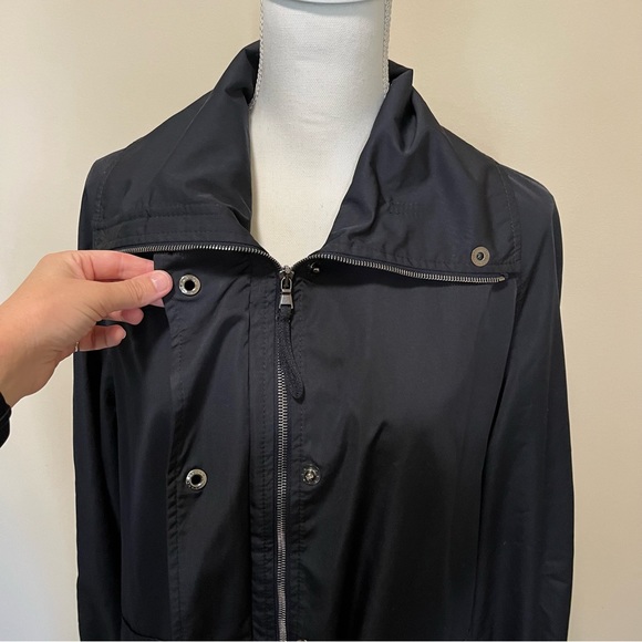 Façonnable Lightweight Water Resistant Jacket - Picture 5 of 14